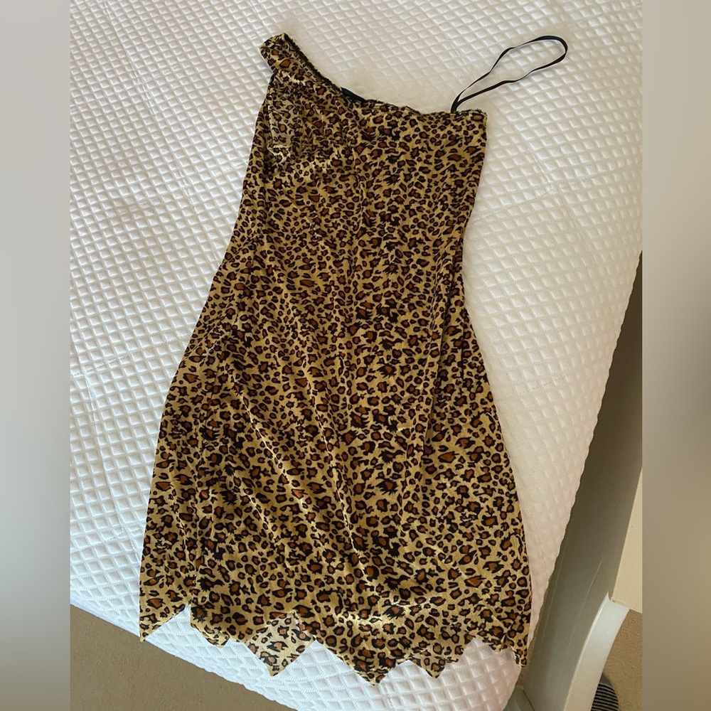 Cavewoman leopard print costume